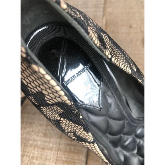 Brian Atwood Lace Pattern Lace Trim Embellishment Pumps Black Size 9 - Picture 6 of 9